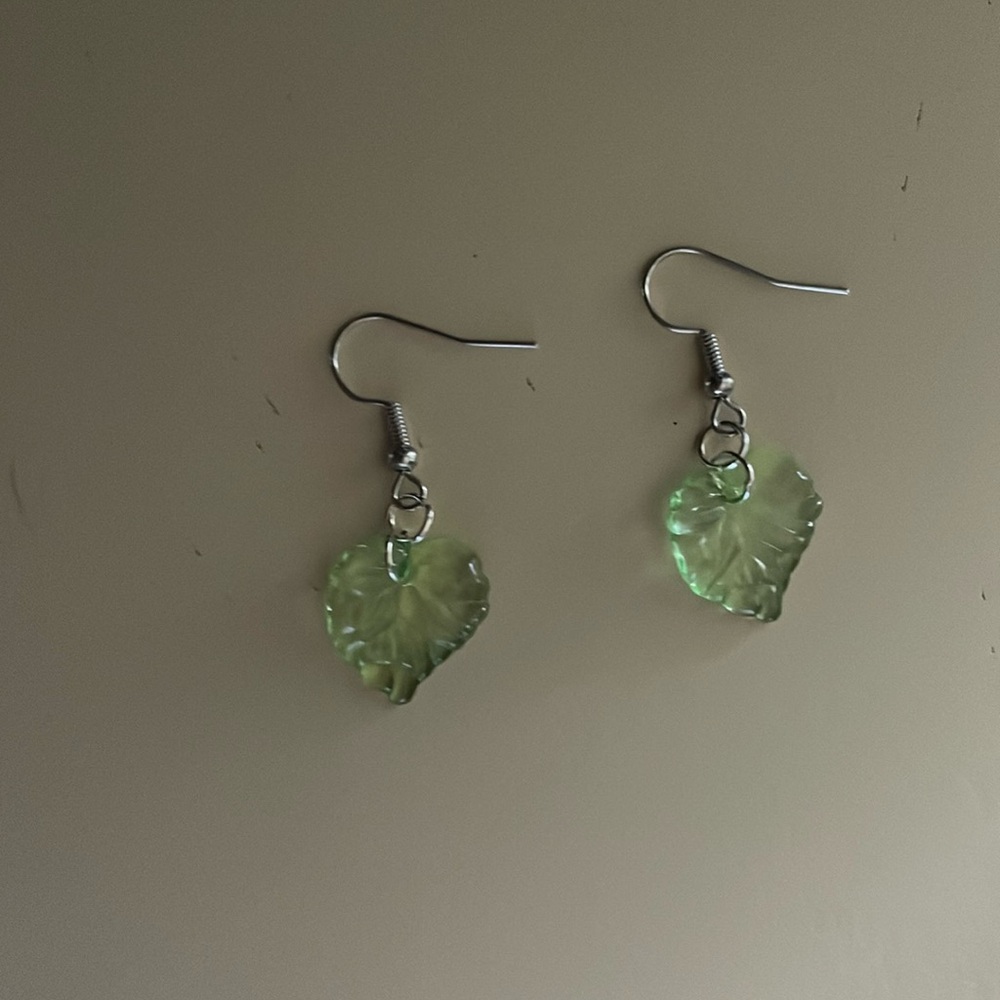 Leaf earrings